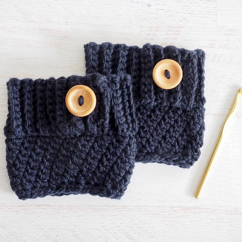 Even Moss Stitch Boot Cuff Crochet Pattern – I Love Stitches