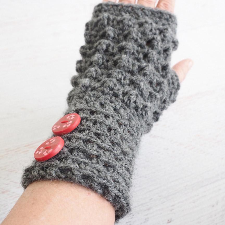 Aligned Cobble Fingerless Gloves Crochet Pattern