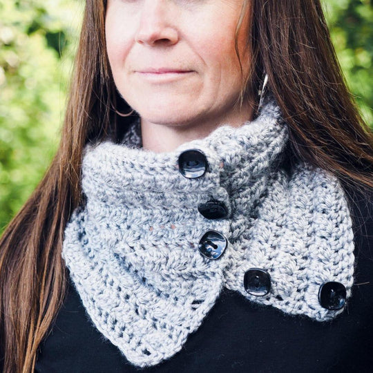 Button-Up Squares Cowl Neck Warmer Tote Crochet Pattern