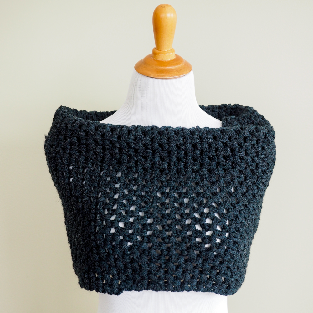 Moss Stitch Cowl Crochet Pattern