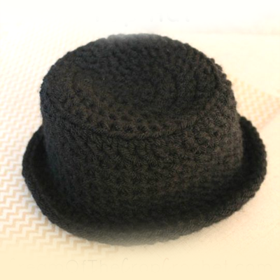 Newborn Top Hat Crochet Pattern