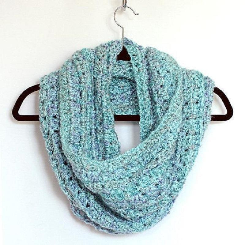 Easy Infinity Scarf Crochet Pattern